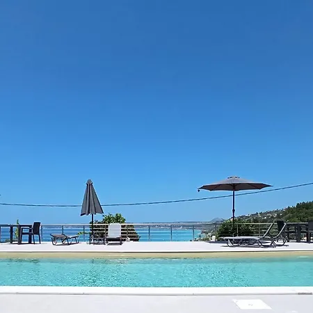 Agios Gerasimos * 劳德哈塔